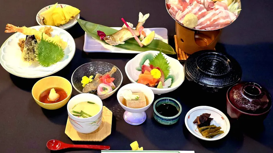 Gujo Vacation Village Hotel