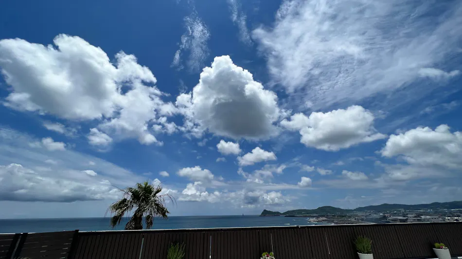Ocean Hotel Iwato Overlooking the Sky and Sea