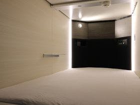 カプセル＆キャビンホテル J-SHIP 大阪難波