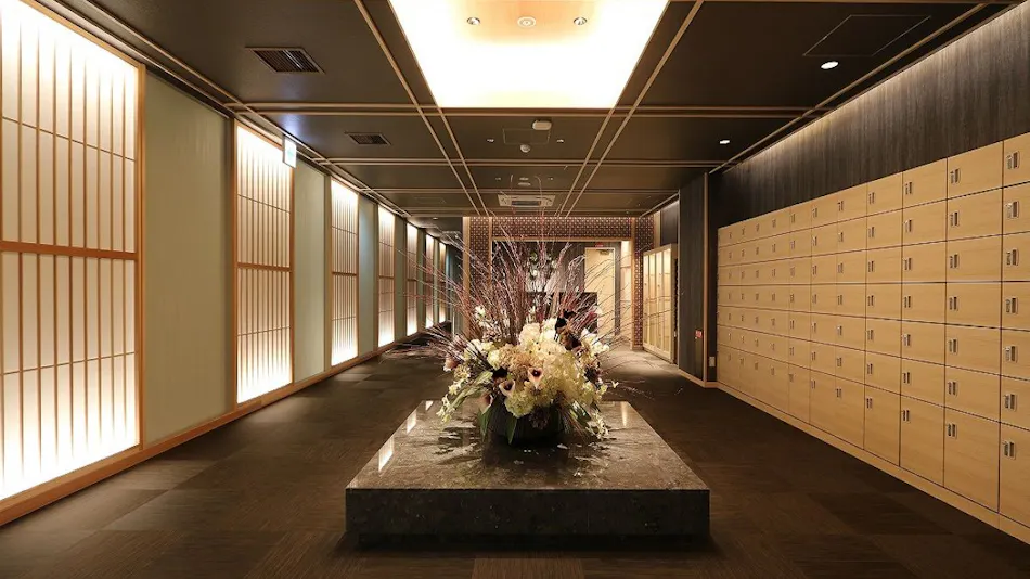 Cabin & Capsule Hotel J-SHIP Osaka Namba