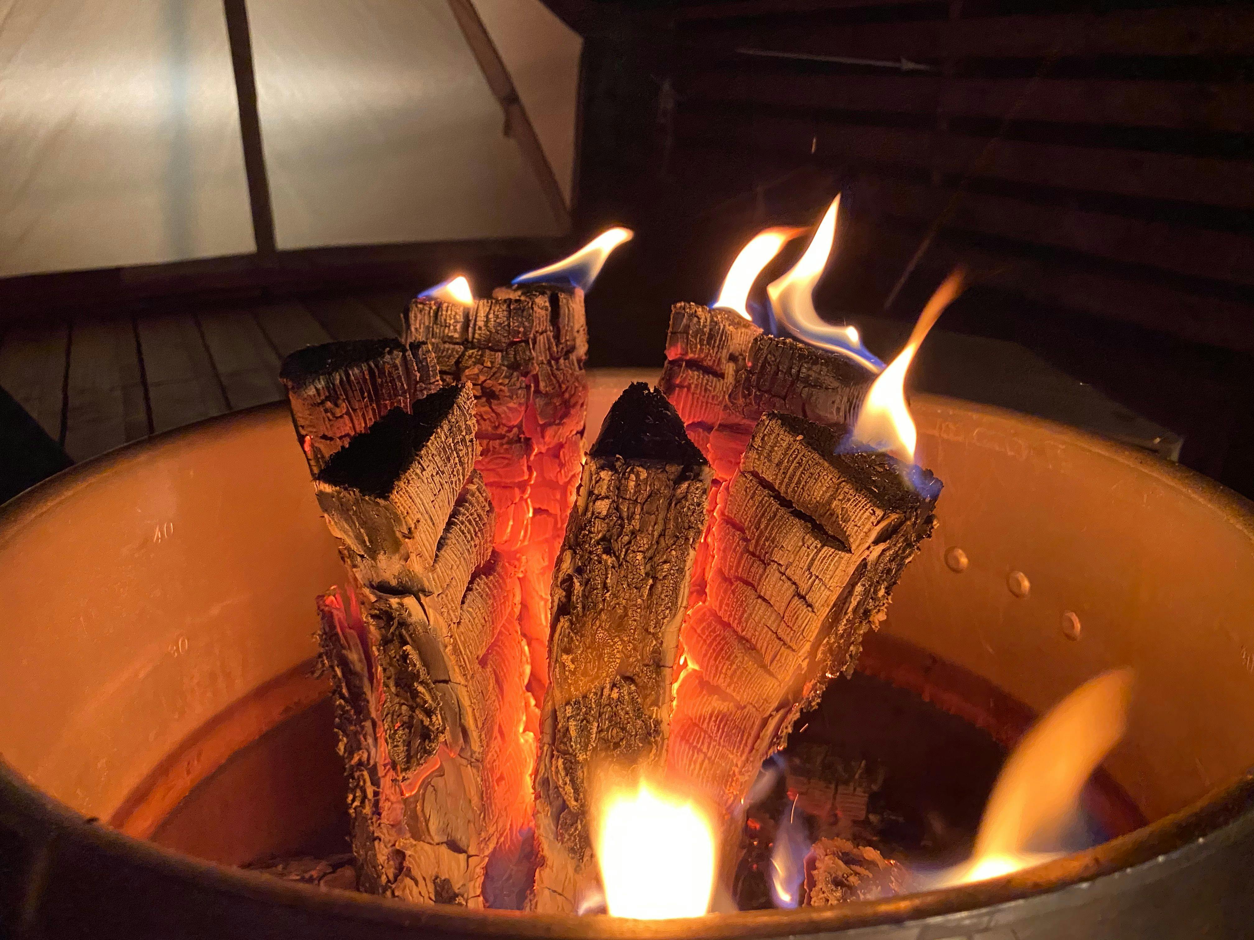 グランピング焚き火