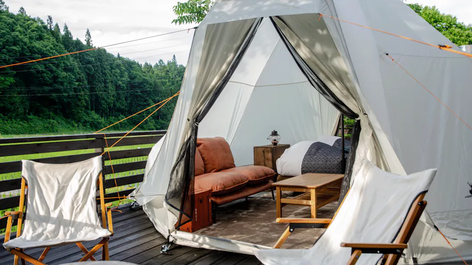 Petit Hotel Glass House