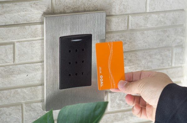 กุญแจประตู