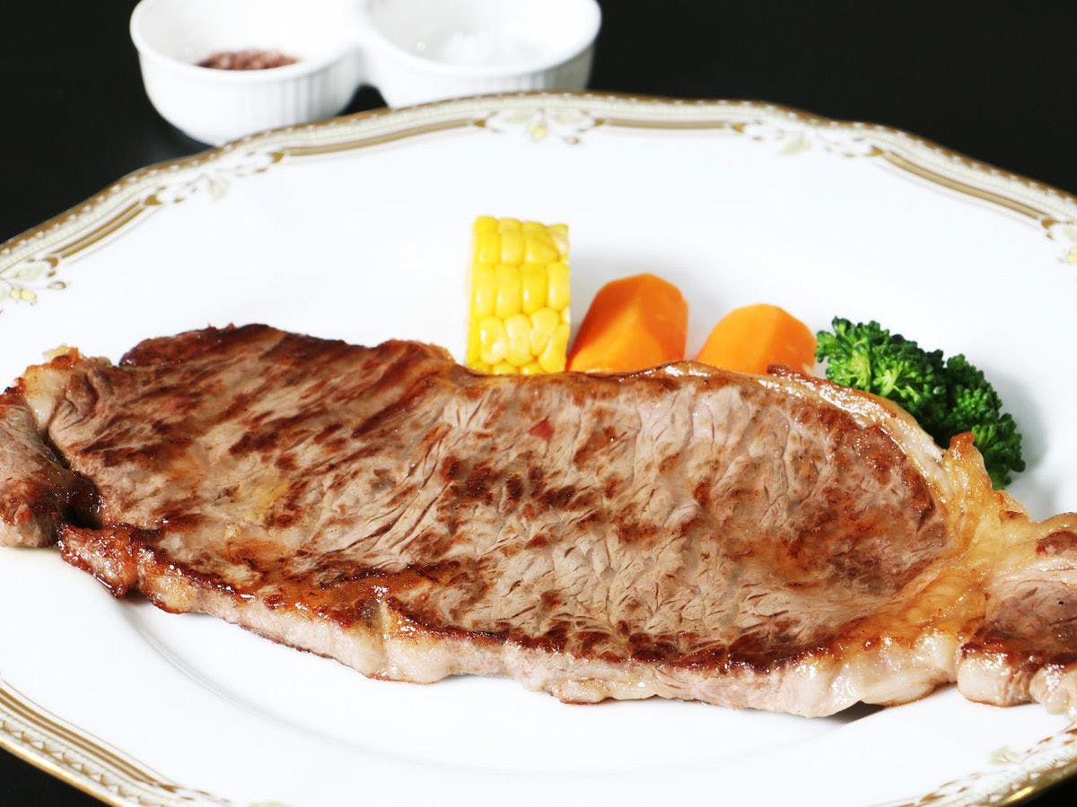 Steak Sirloin Daging Fukushima Pilihan
