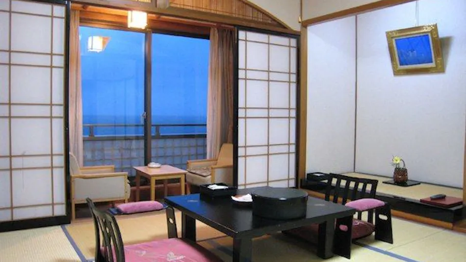 Hotel Kappo Ishimaru: The Inn of Echizen Crab and Natural Abalone