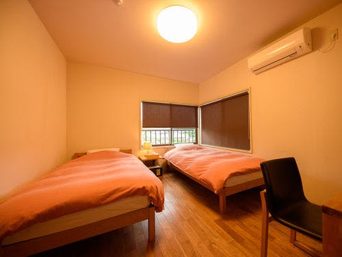 ツインルーム・トイレ共同【白練】