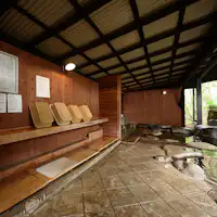 Pemandian air panas terbuka