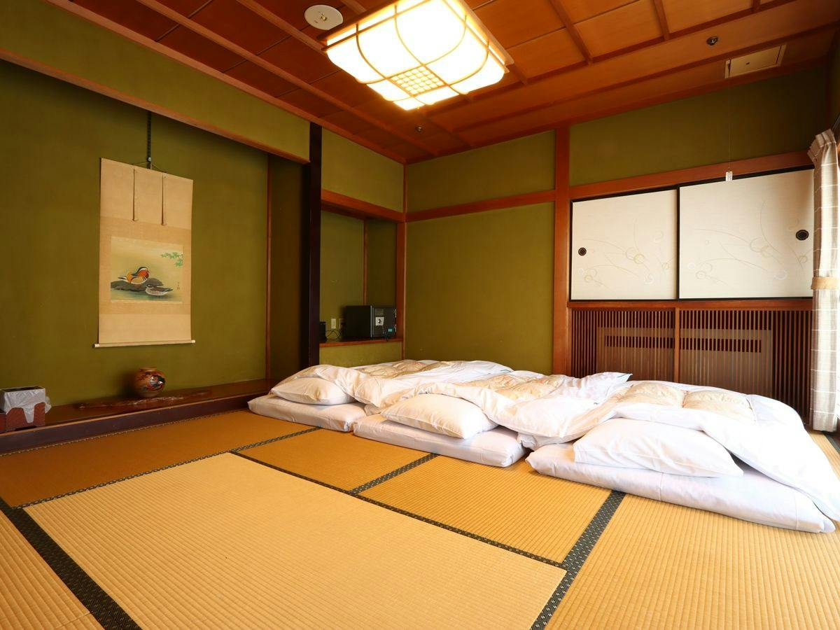 Sukiyafuu Ryokan Karasawa