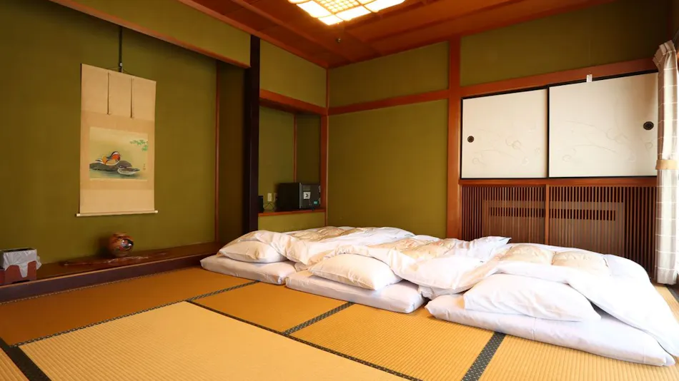 Sukiyafuu Ryokan Karasawa