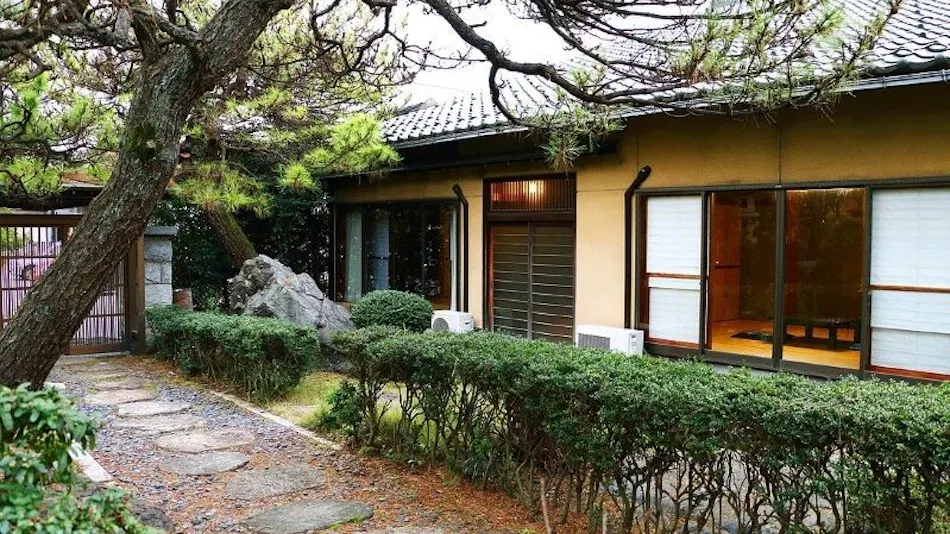 Sukiyafuu Ryokan Karasawa