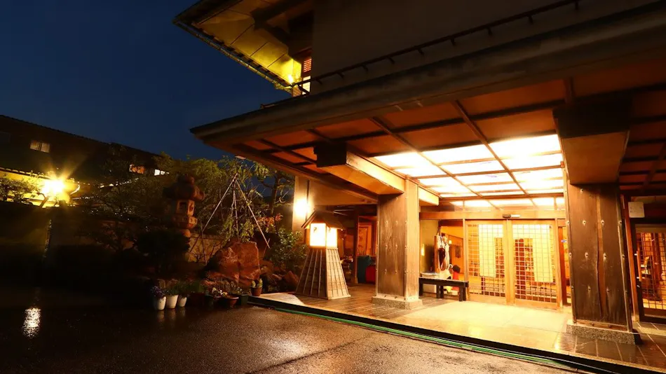 Sukiyafuu Ryokan Karasawa