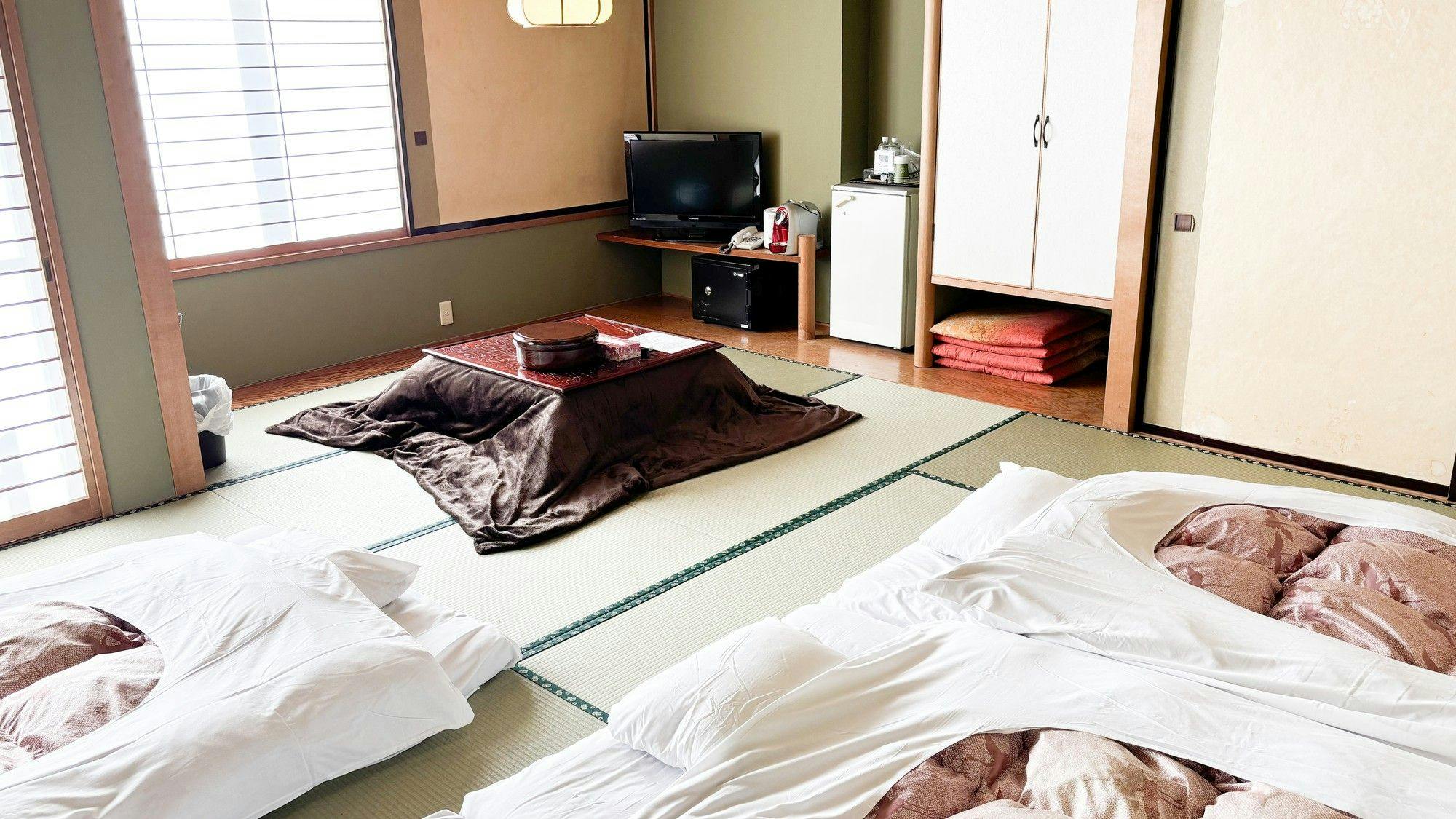 Hotel Tsuru (HOTEL TSURU)