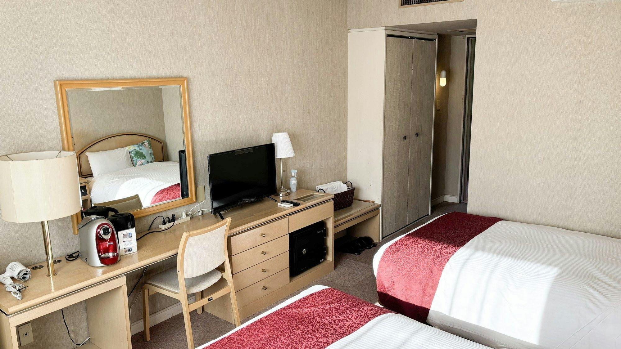 Hotel Tsuru (HOTEL TSURU)