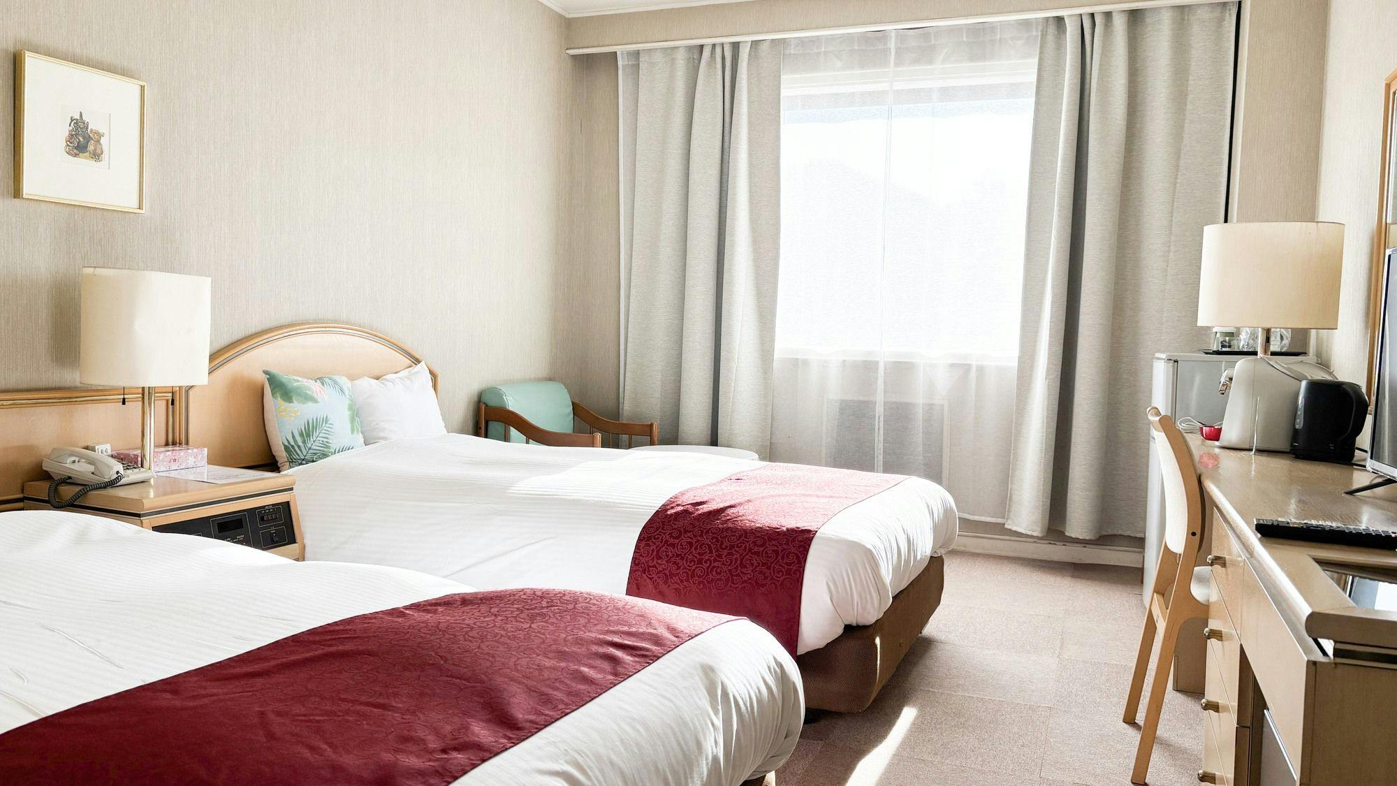 Hotel Tsuru (HOTEL TSURU)