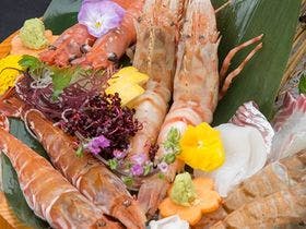 希少！夕日港の朝獲れ鮮魚を毎朝厳選　新海荘＜夕日ヶ浦温泉＞