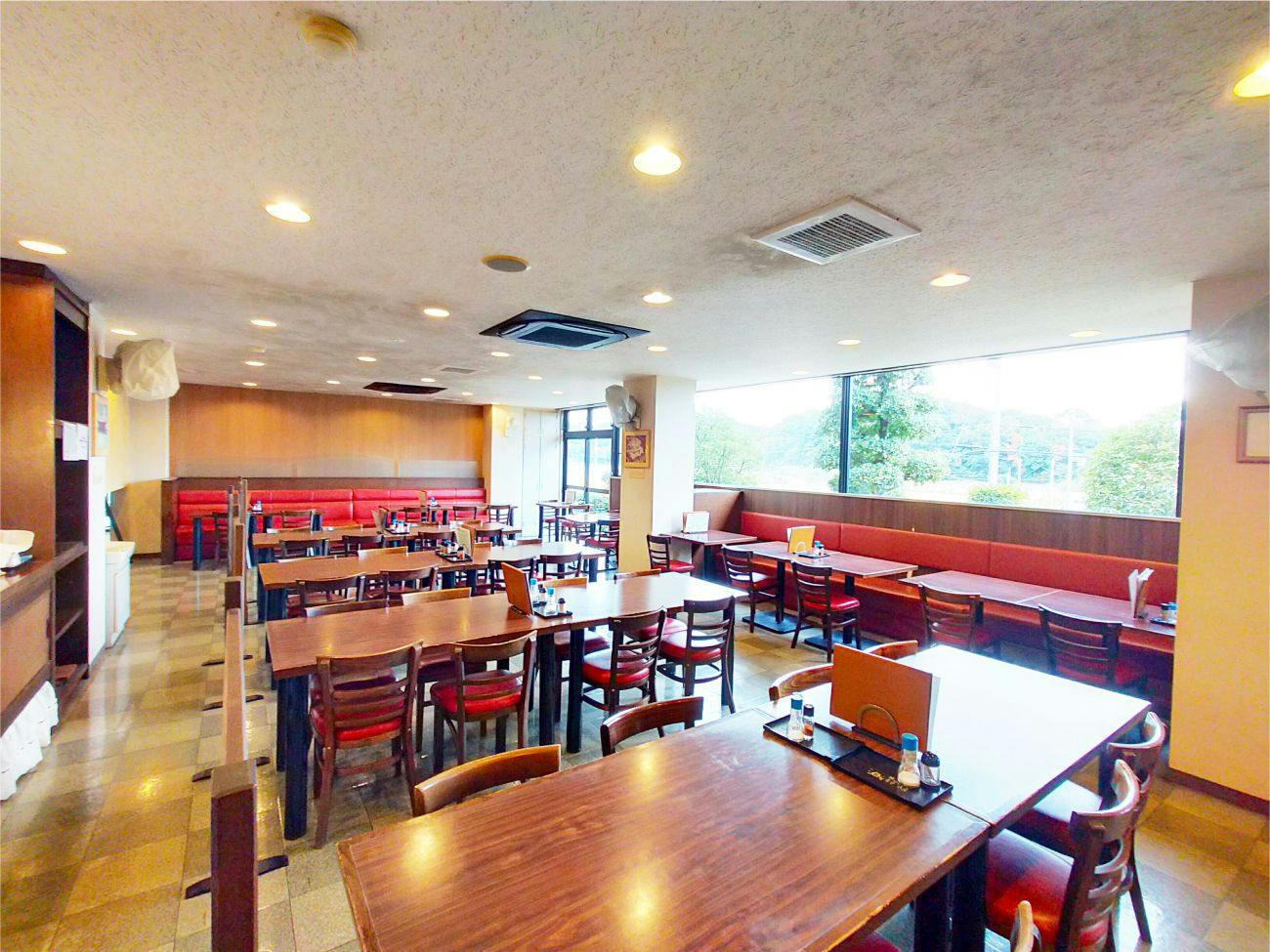 Forest Inn Gobo