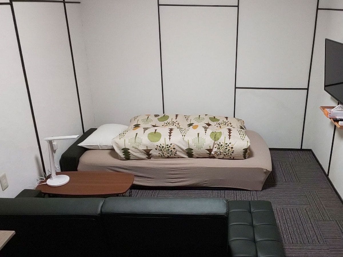 โซฟาเบดขนาด 100×200 ซม. จำนวน 2 ตัว