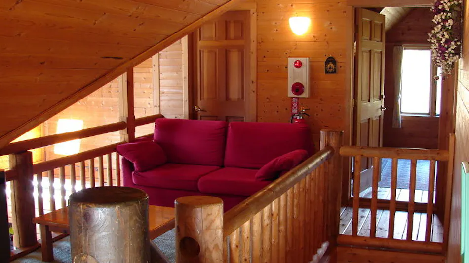 Log Pension Pine House