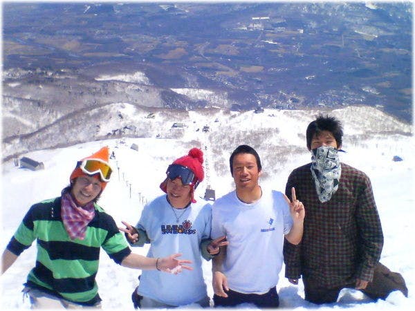 ไปเล่นสกีกันเถอะ!