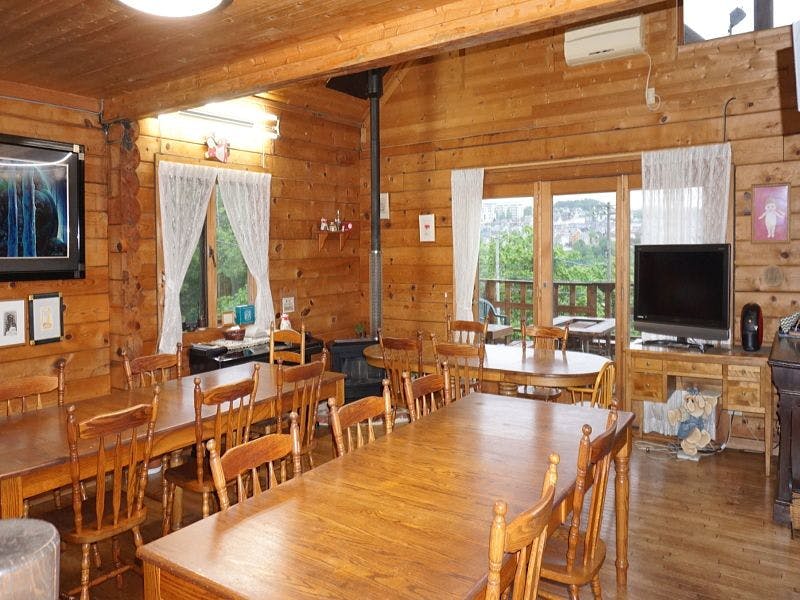 Log Pension Pine House