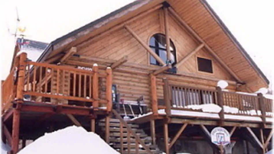 Log Pension Pine House