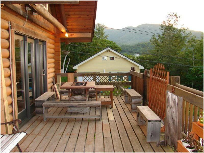 Log Pension Pine House