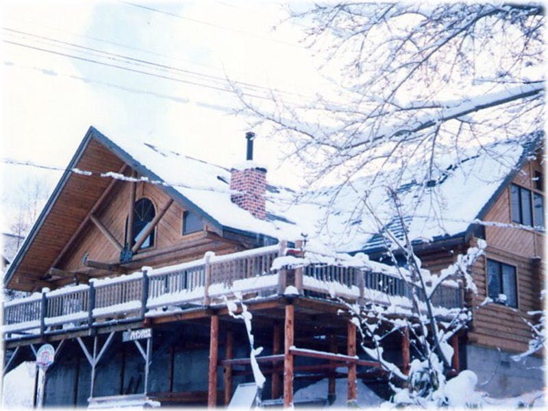 Log Pension Pine House