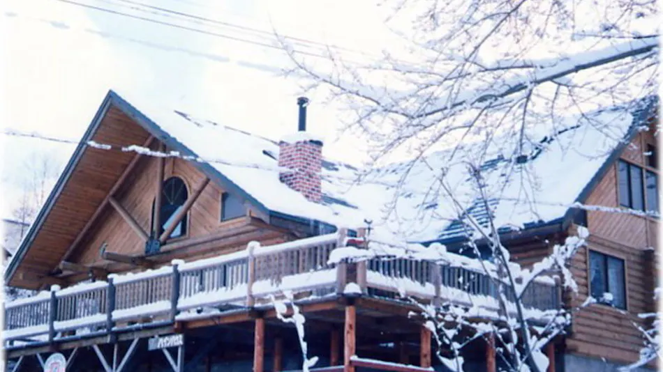 Log Pension Pine House