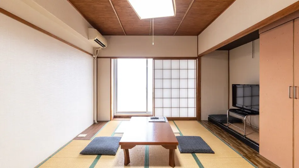 Pet-Friendly Shirahama Onsen Bay Lily National Lodge