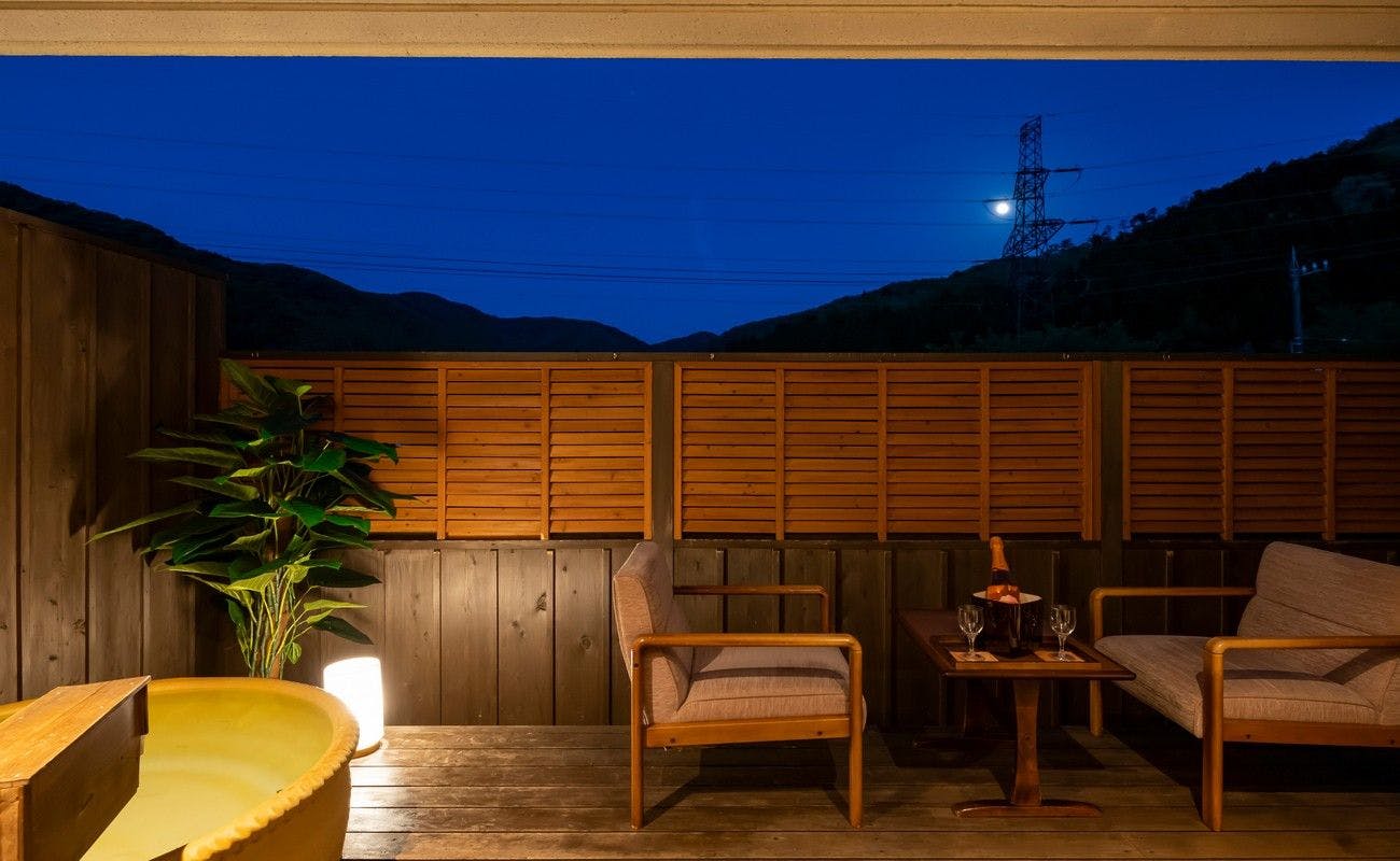 Hana Hasu Onsen Somayama