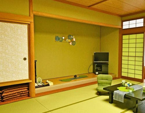 【蓮音～れおん】