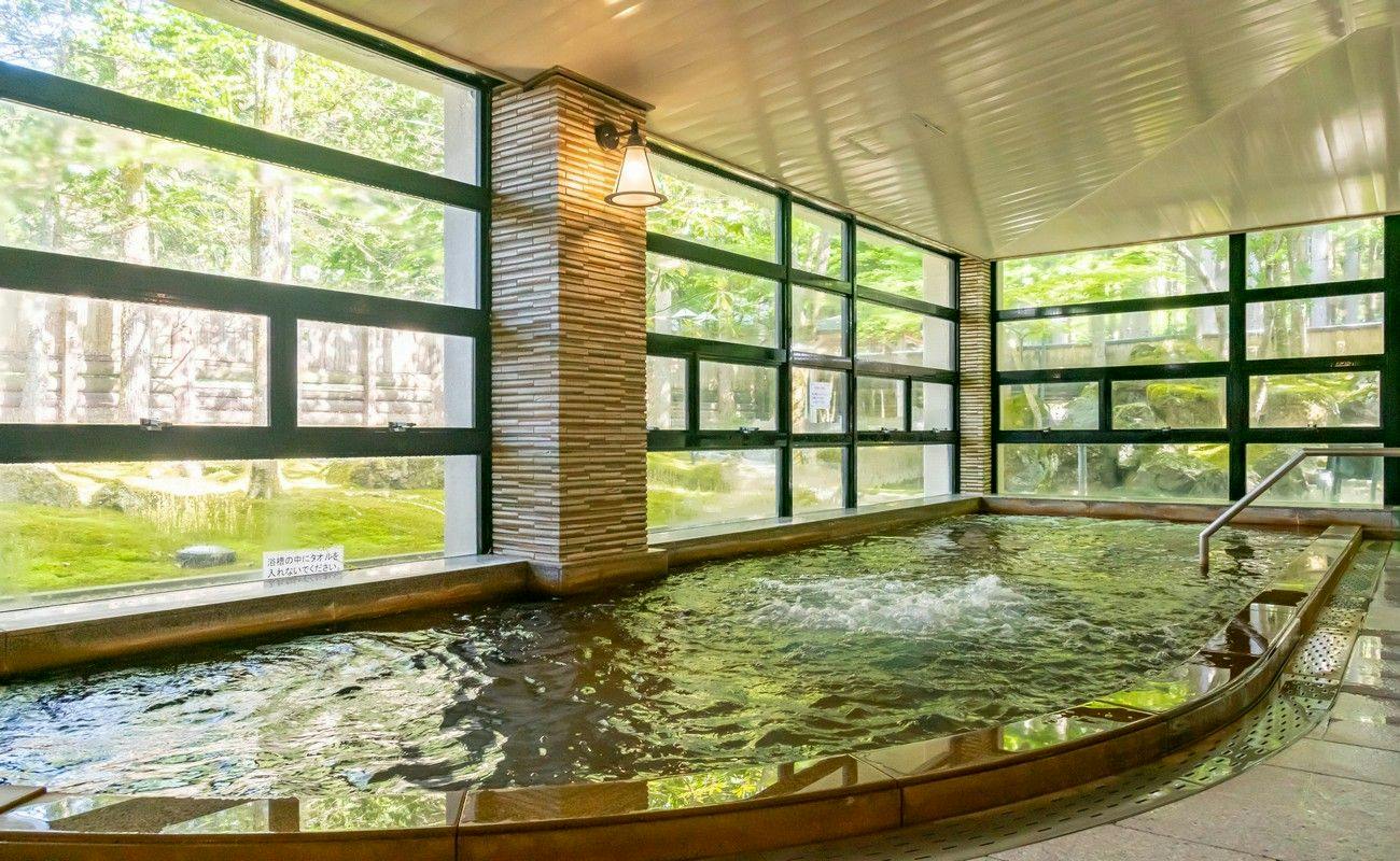 Hana Hasu Onsen Somayama