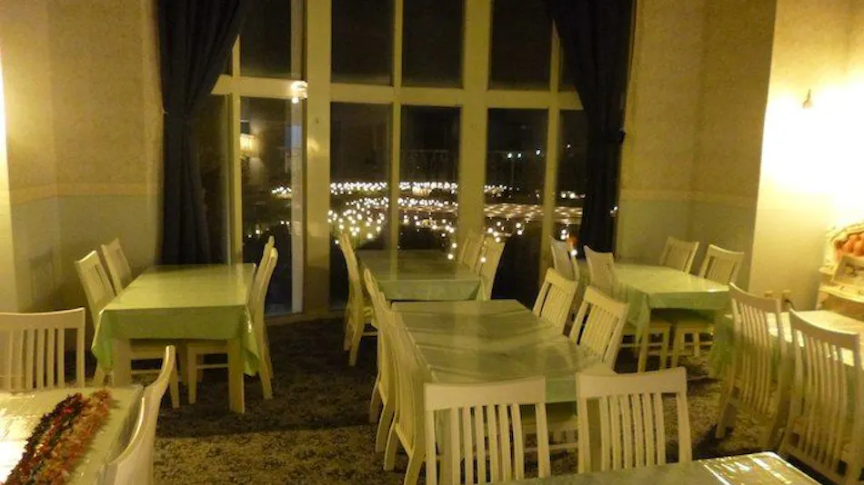 Hotel Sharara