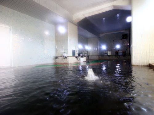 ドカドカ流れる源泉は加温も一切なし！