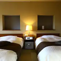 ■ เตียงกว้างสองเตียง