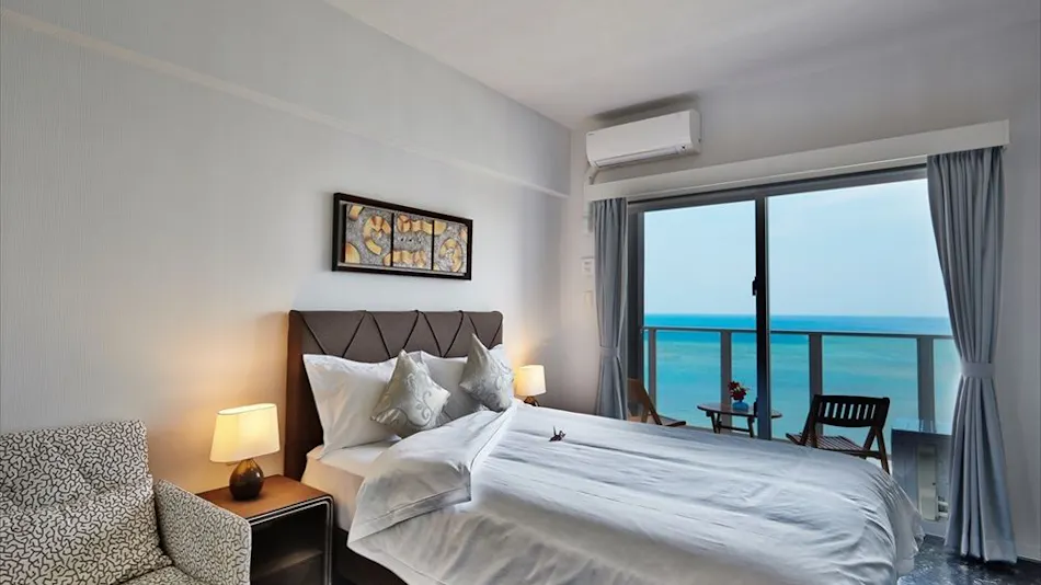 Beachfront Tower Mihama by DSH Resorts