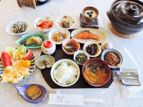 *【朝食／和食一例】品数豊富にご用意