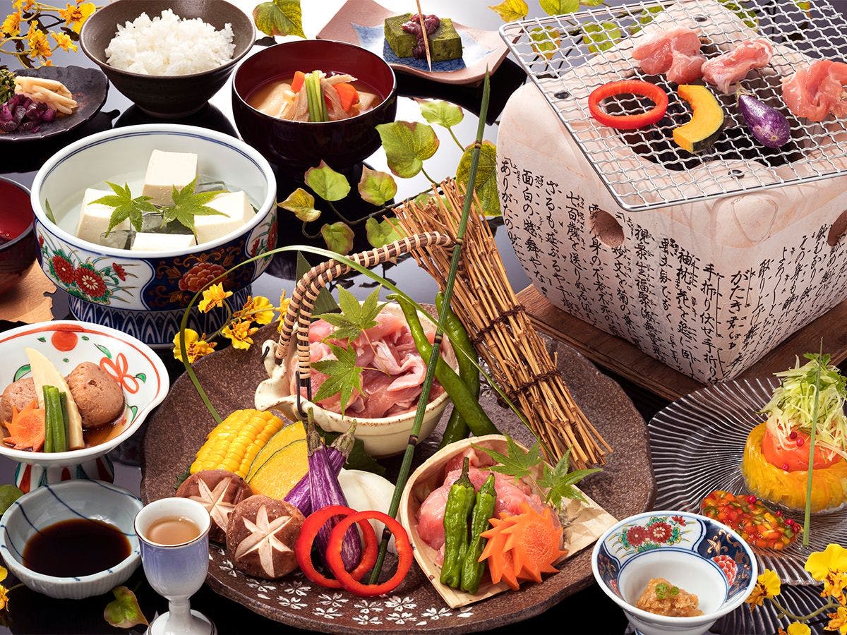 ・<Gambar makan siang>