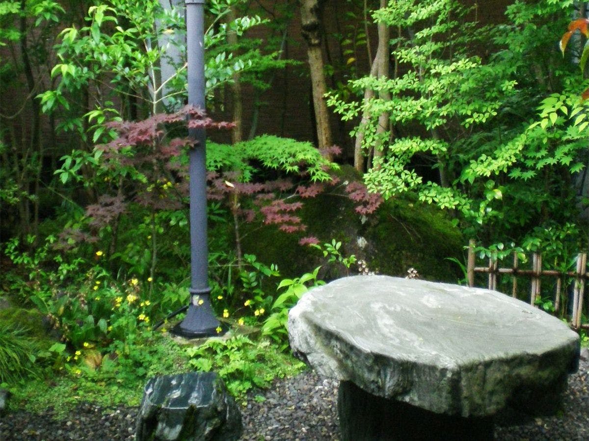 ・<Halaman Tengah> Akomodasi untuk merasakan empat musim Yufuin