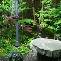 ・<Halaman Tengah> Akomodasi untuk merasakan empat musim Yufuin