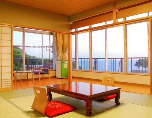 【二間部屋C】ベッドルーム