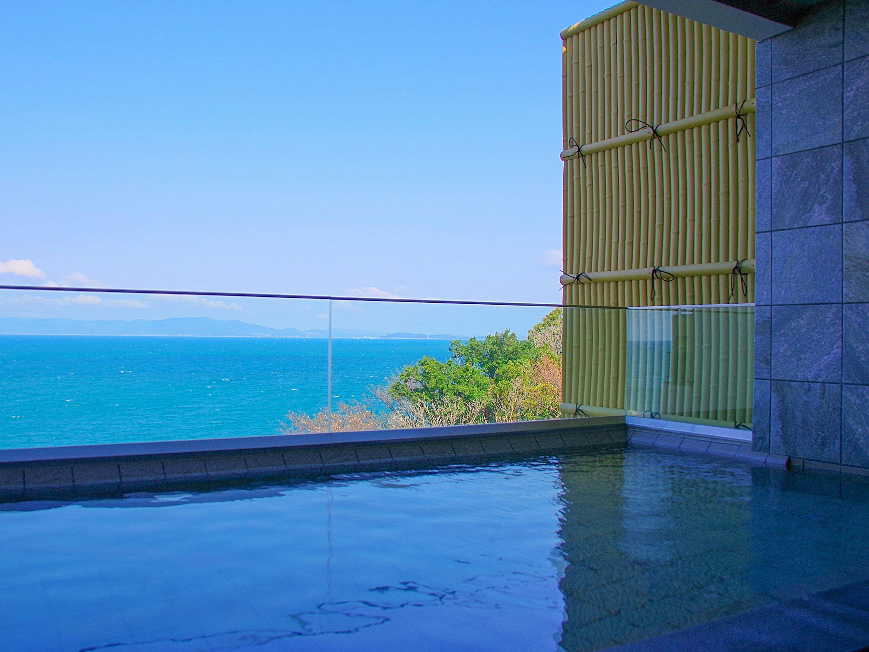 早晨清爽的海景也是絕美的景色。