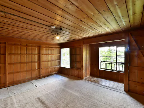 Bilik peribadi di bangunan utama