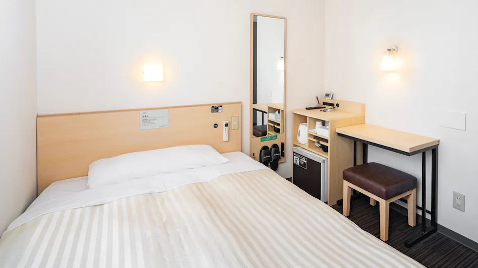 Super Hotel Subway Tanimachi 4-chome Exit 6