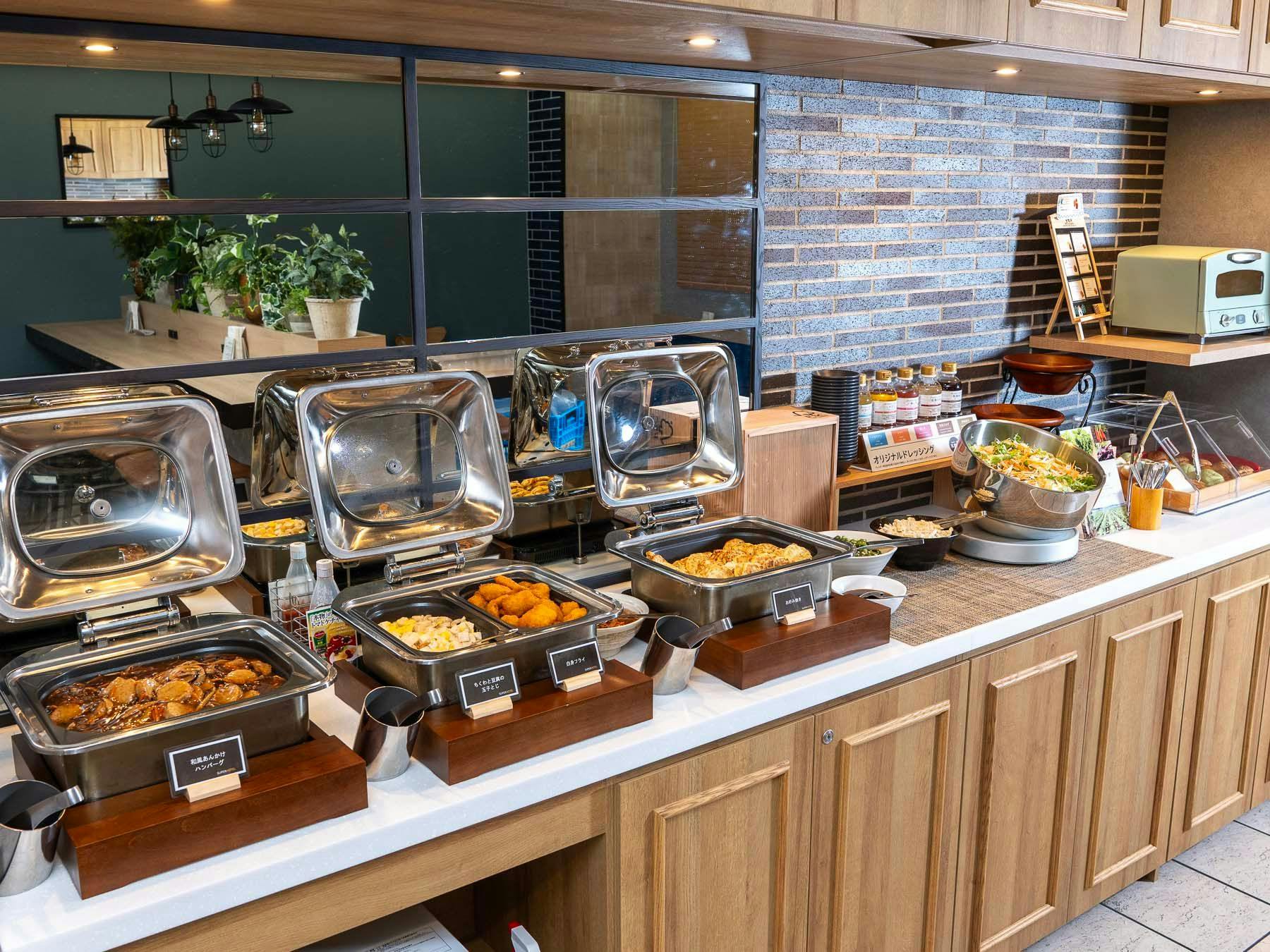 Super Hotel Subway Tanimachi 4-chome Exit 6