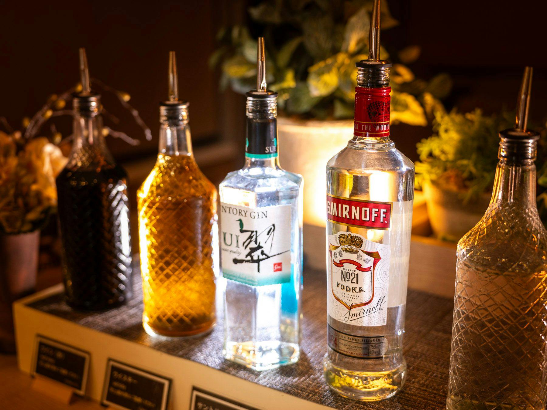 ดื่มด่ำกับเครื่องดื่มแก้วโปรดหลังเลิกงานเพื่อผ่อนคลายความเหนื่อยล้า♪