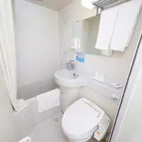 모든 객실에 유닛 욕실 완비.