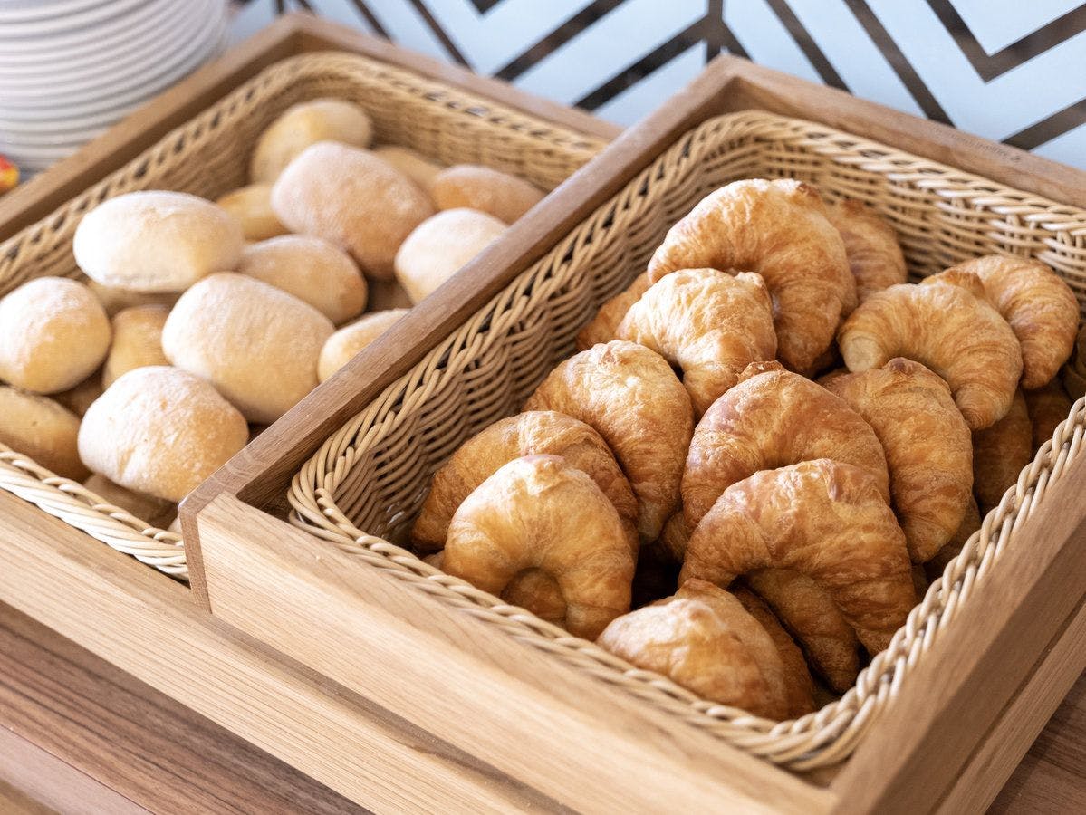 Panggang hingga kecokelatan dan nikmati dengan lezat.