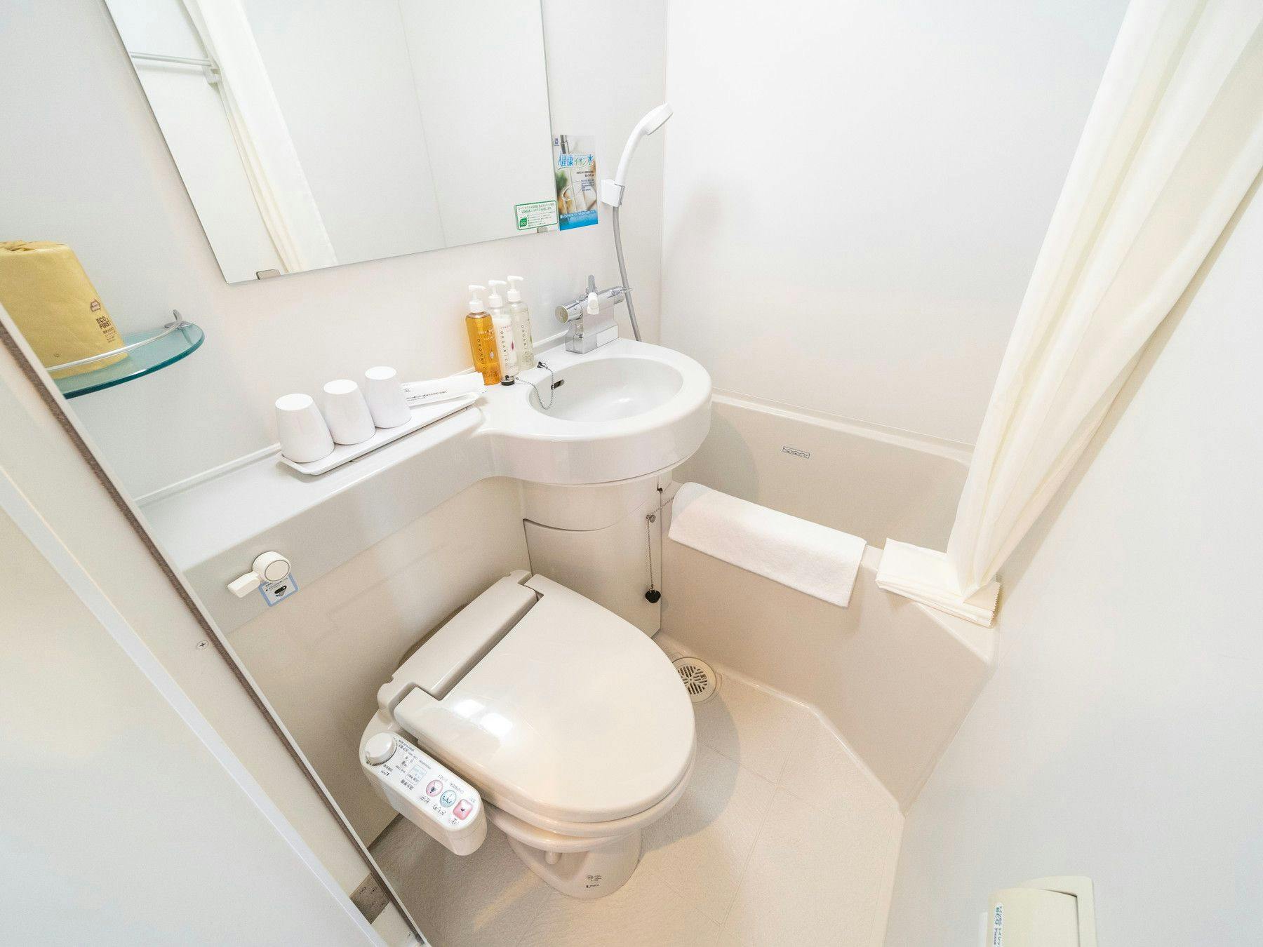 Semua bilik dilengkapi dengan bilik mandi unit.