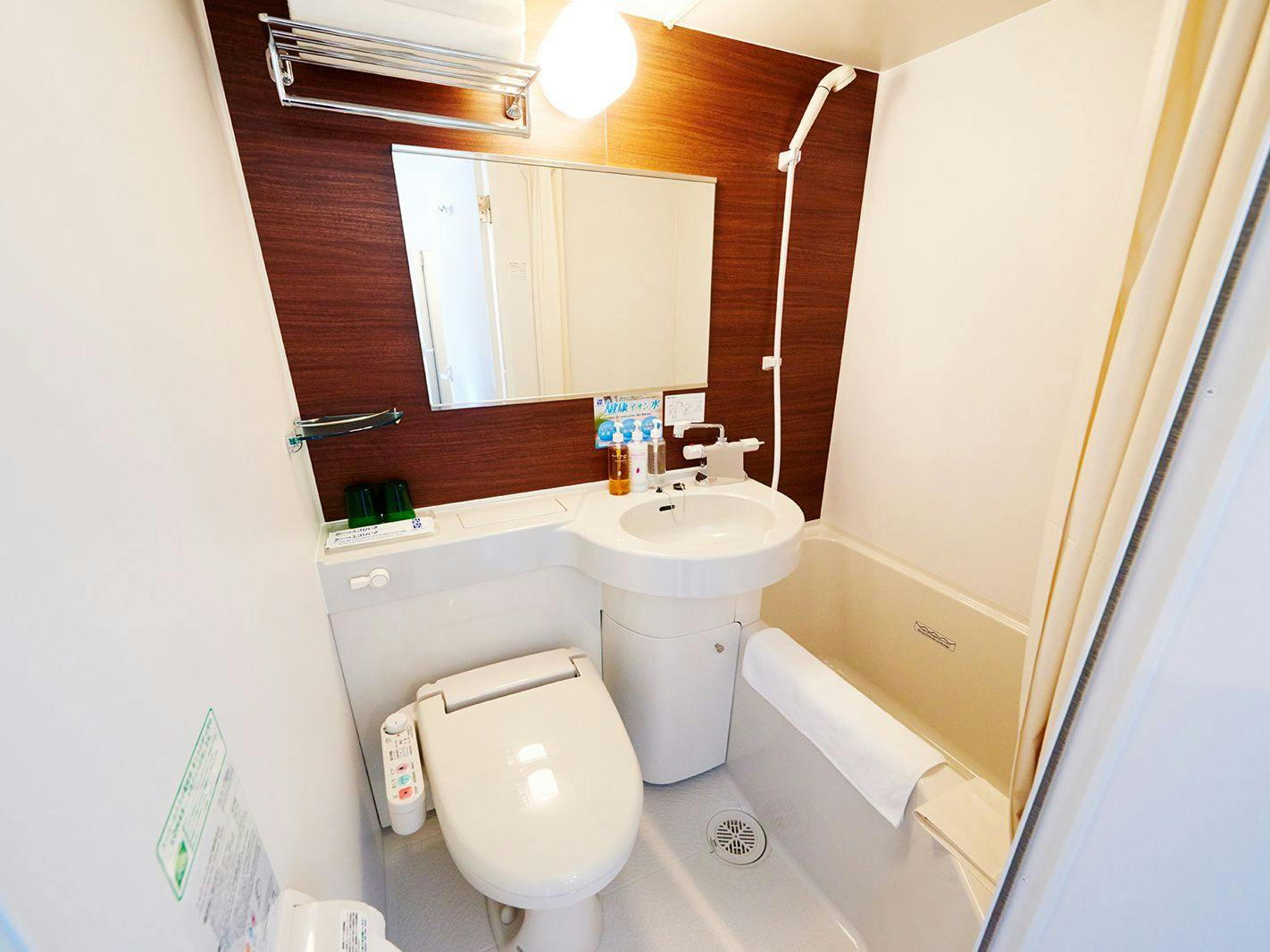 ห้องพักทุกห้องมีห้องน้ำในตัว